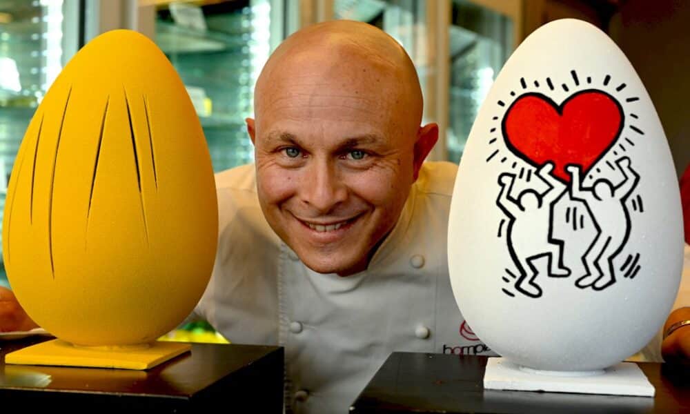 a-rome,-le-traditionnel-oeuf-de-paques-se-sublime-en-oeuvre-d&rsquo;art