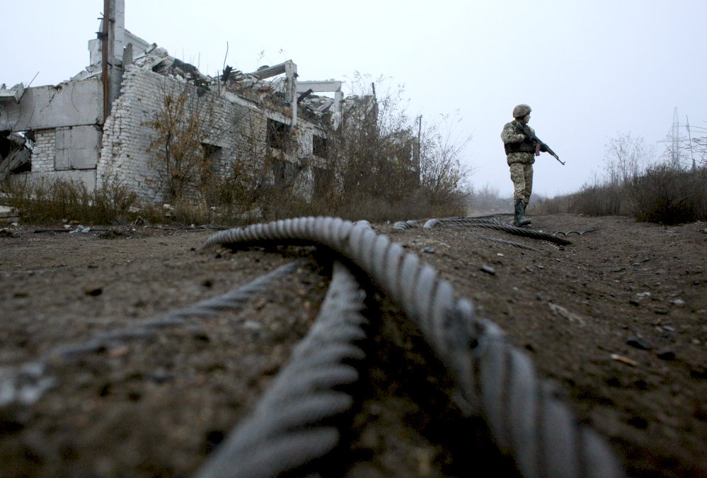 tensions-avec-moscou:-biden-promet-son-soutien-« indefectible »-a-l&rsquo;ukraine