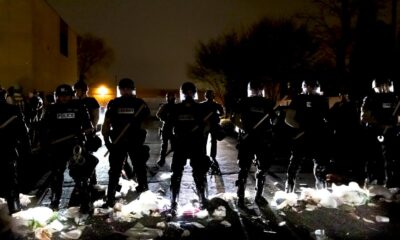 etats-unis:-nouvelles-manifestations-apres-la-mort-d&rsquo;un-jeune-noir-tue-par-la-police