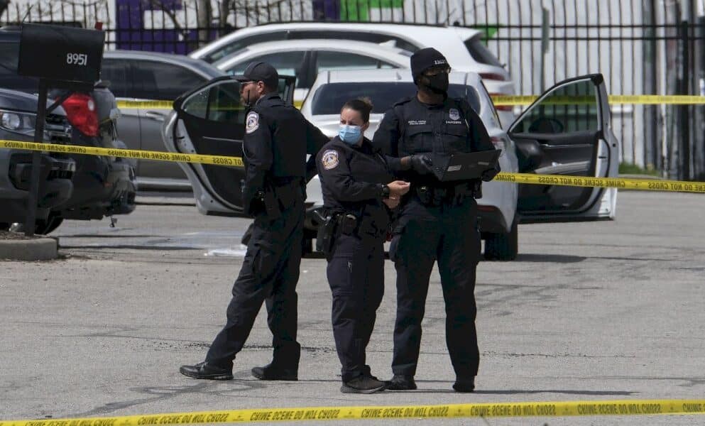 enieme-fusillade-aux-etats-unis:-huit-morts-a-indianapolis