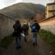 un-refuge-dans-les-alpes-italiennes-aide-des-migrants-a-passer-en-france