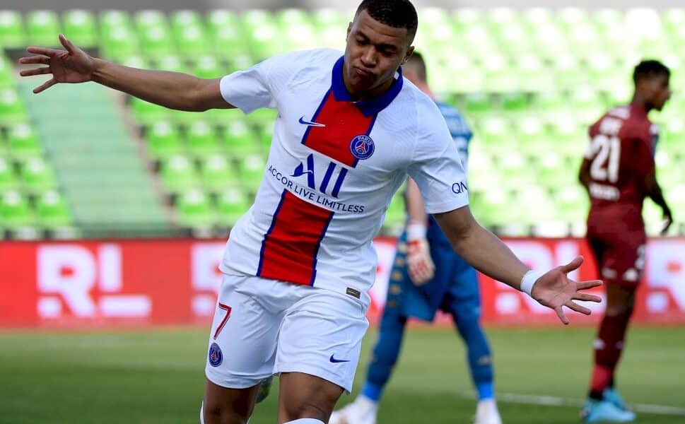 c1:-paris-sg-city,-rendez-vous-sur-les-cimes