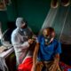 bresil:-plus-de-400.000-morts-du-covid,-la-vaccination-patine