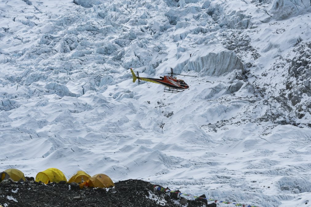 everest:-deces-de-deux-alpinistes,-un-americain-et-un-suisse