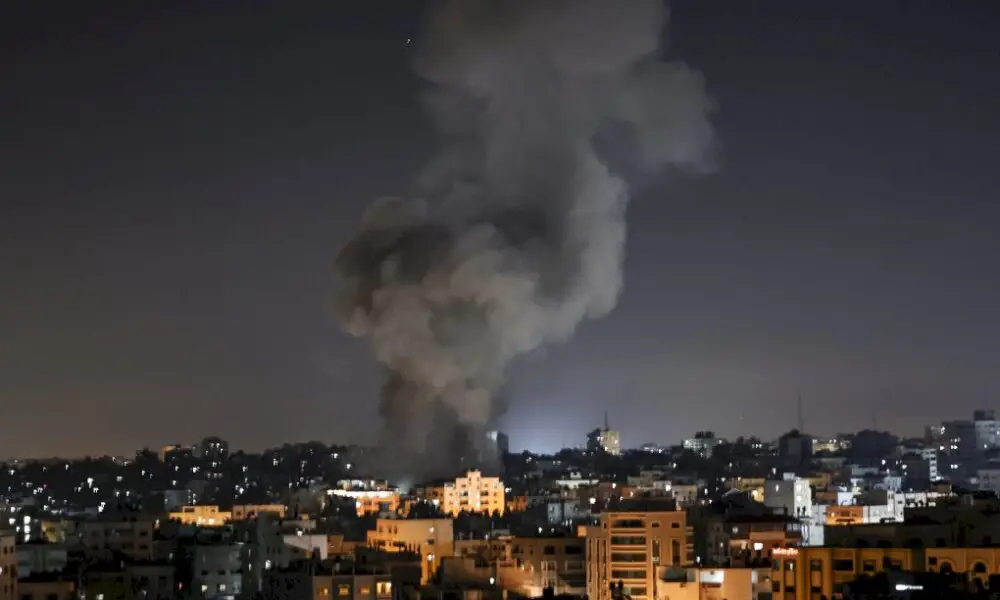 israel-bombarde-gaza,-violences-en-cisjordanie
