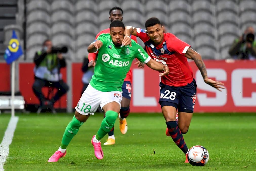 l1:-lille-gaspille-une-chance,-paris-sg-revient-a-un-point-du-titre