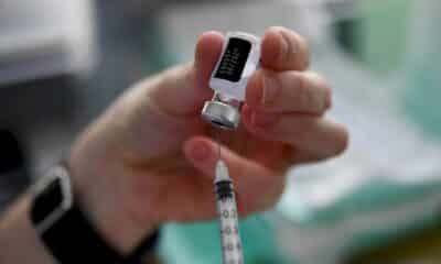 vaccination-covid:-tous-les-majeurs-peuvent-desormais-prendre-rendez-vous