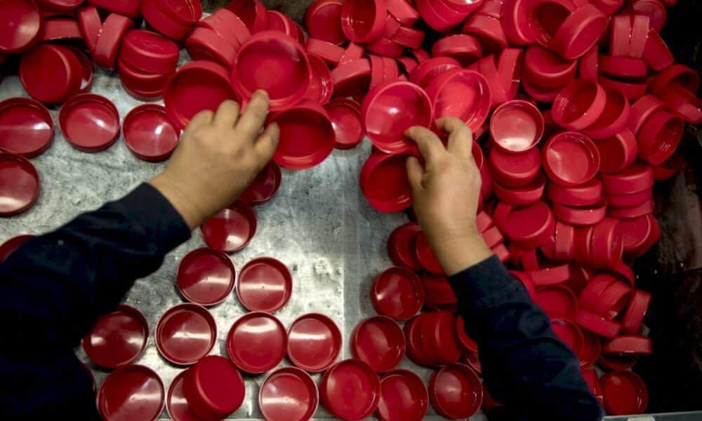 pendant-la-pandemie,-la-planete-a-produit-un-peu-moins-de-plastique