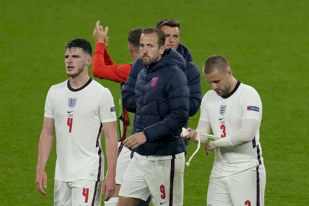 euro:-l&rsquo;angleterre-dans-le-brouillard,-revoila-le-coronavirus