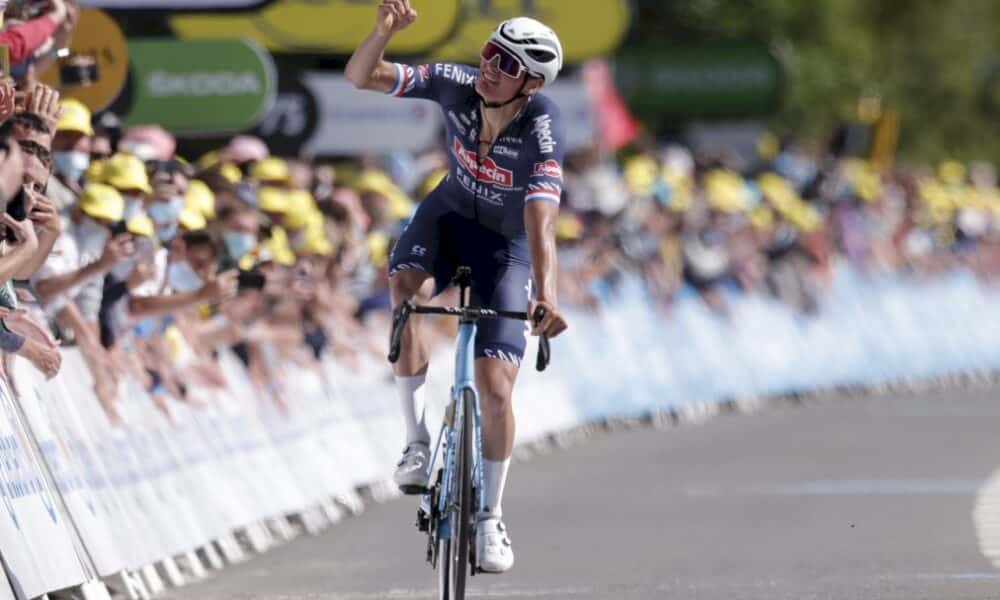 tour-de-france:-van-der-poel-en-hommage-a-poulidor