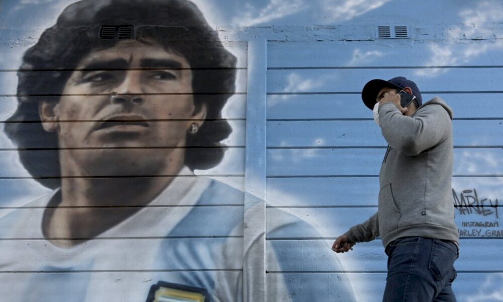 le-medecin-personnel-et-confident-de-maradona-interroge-dans-l&rsquo;enquete-sur-sa-mort