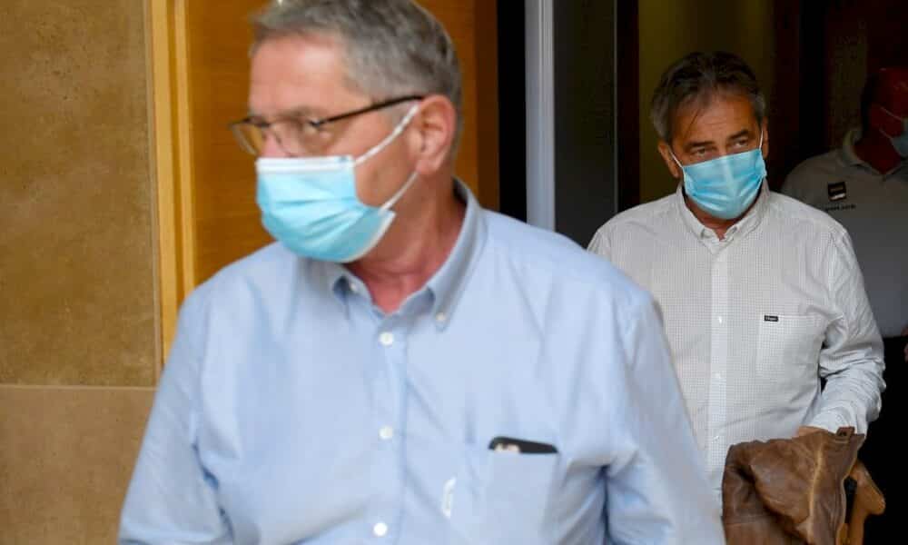 apres-8-ans-d' »epreuve »,-les-deux-pilotes-d' »air-cocaine »-acquittes-en-appel