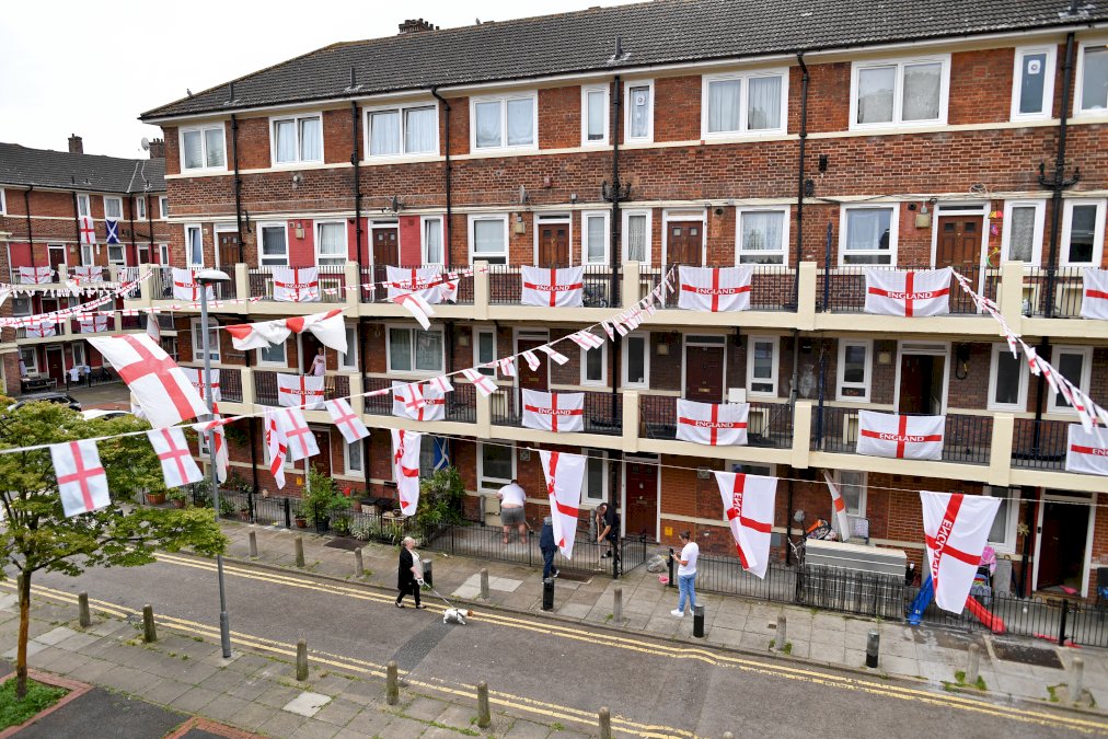 euro:-londres-prete-a-rugir-avant-l&rsquo;allechante-finale-italie-angleterre