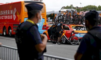 tour-de-france:-perquisition-a-l&rsquo;hotel-de-l&rsquo;equipe-bahrain-a-pau