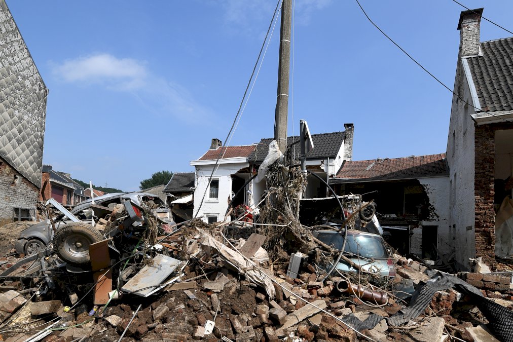 inondations:-la-belgique-se-recueille-en-hommage-aux-victimes