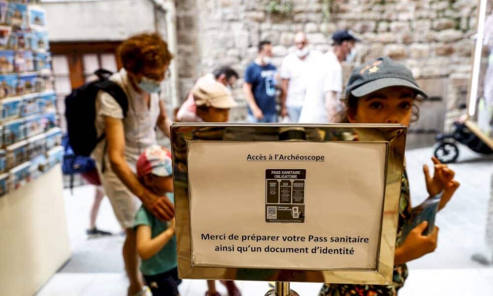 covid-19:-au-coeur-de-l&rsquo;ete,-la-france-craint-le-grand-incendie