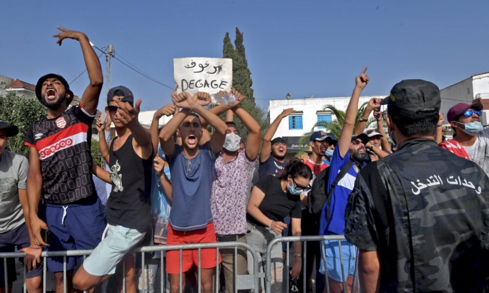 tunisie:-ennahdha-appelle-le-president-saied-a-revenir-sur-ses-decisions
