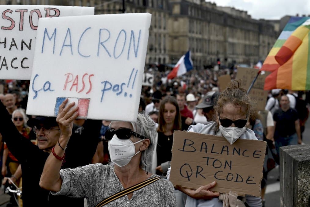 mobilisation-anti-pass:-plus-de-200-manifestations-annoncees-samedi