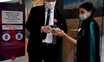 nouvelle-etape-pour-le-pass-sanitaire,-controle-dans-les-centres-commerciaux