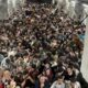 plus-de-600-afghans-fuyant-les-talibans-s&rsquo;entassent-dans-un-avion-militaire-americain