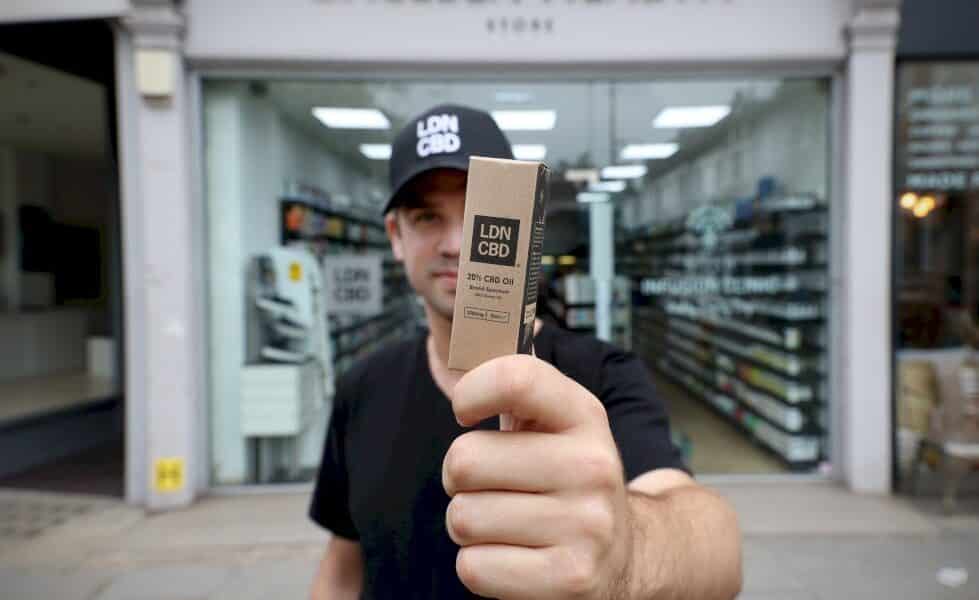 au-royaume-uni,-le-marche-du-cannabis-legal-pousse-a-grande-vitesse