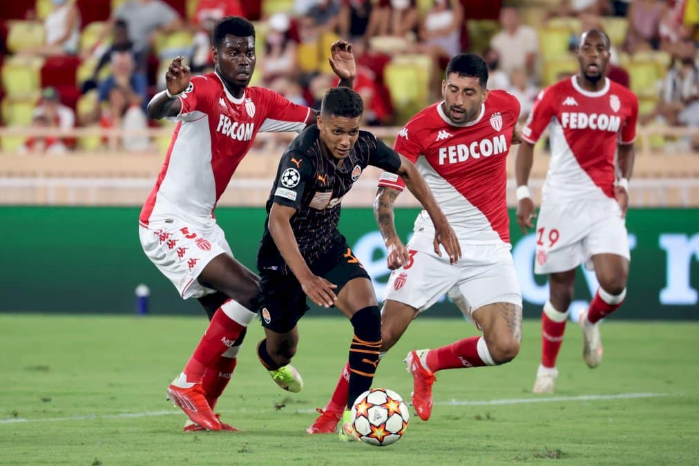 barrages-de-c1:-condamne-a-l&rsquo;exploit,-monaco-y-croit