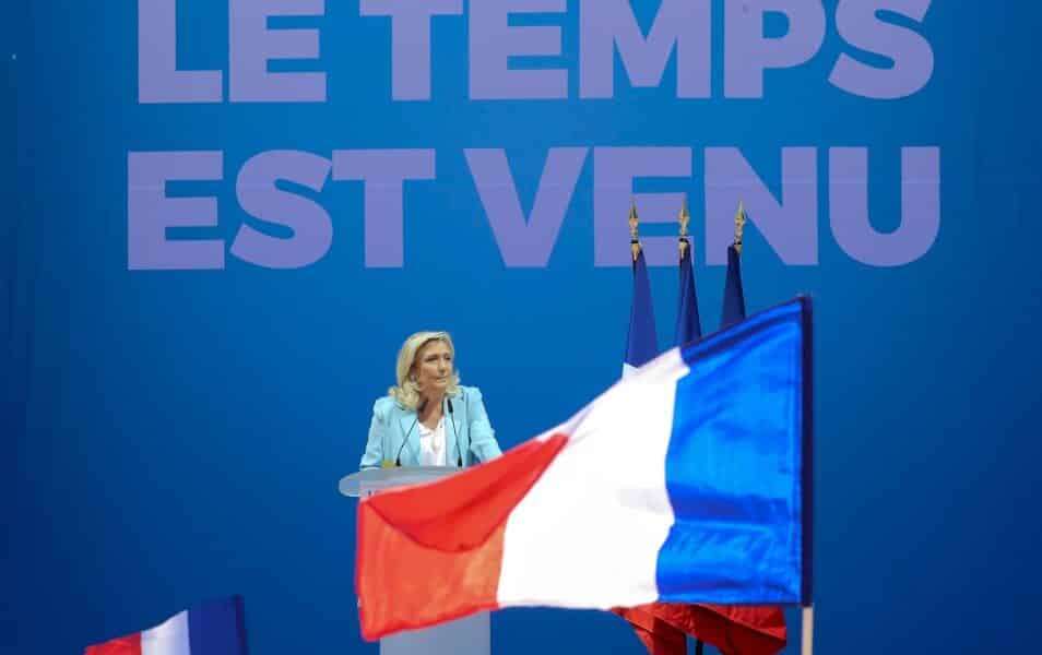 marine-le-pen-defend-la-« civilisation »-francaise,-zemmour-en-embuscade