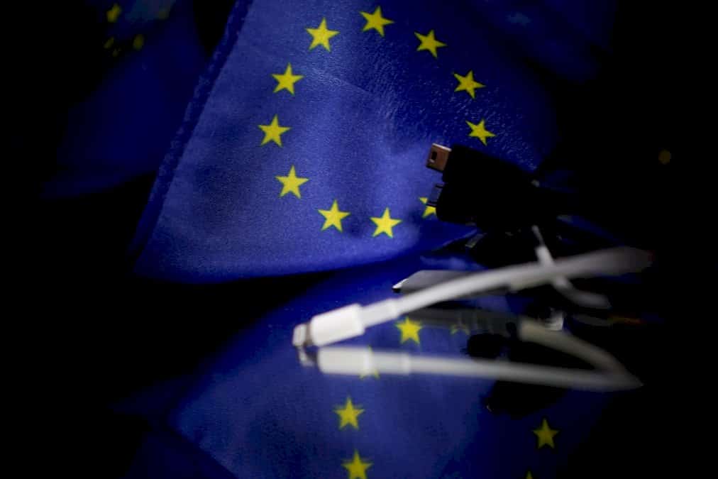 l&rsquo;ue-veut-imposer-un-chargeur-unique-pour-smartphones,-au-grand-dam-d&rsquo;apple