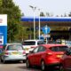 les-penuries-d&rsquo;essence-dues-a-des-« achats-de-panique »-s&rsquo;aggravent-au-royaume-uni