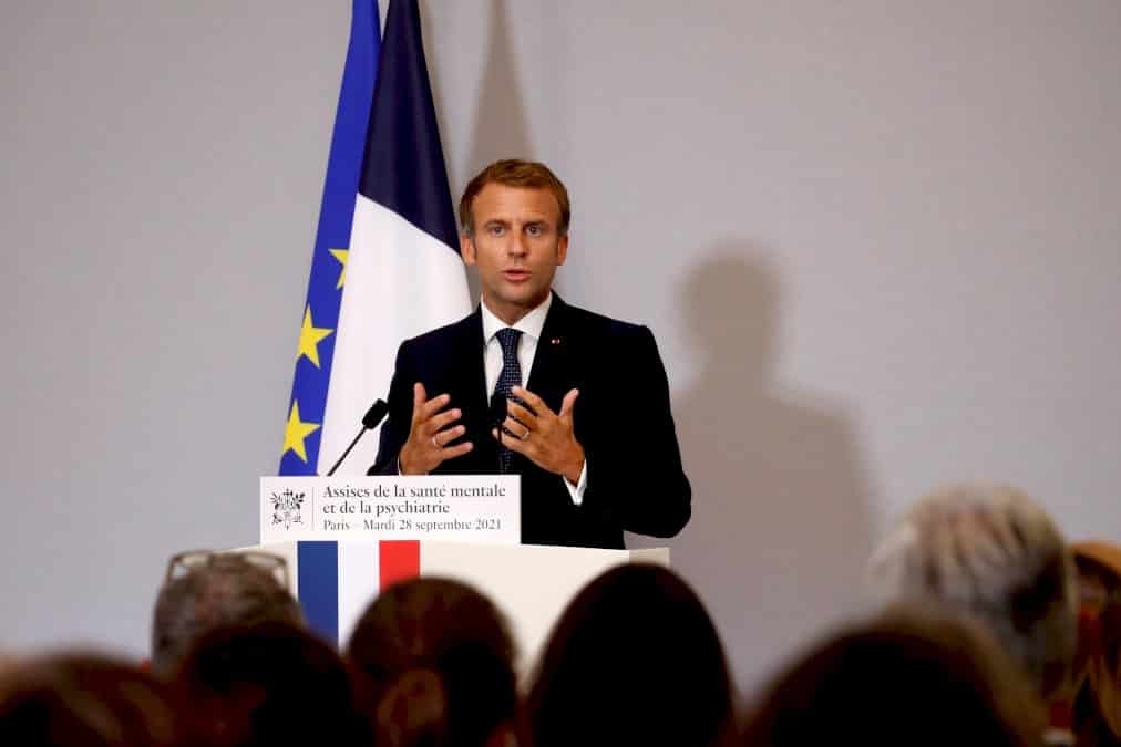 sante-mentale:-macron-annonce-le-remboursement-des-psychologues-et-des-postes-supplementaires