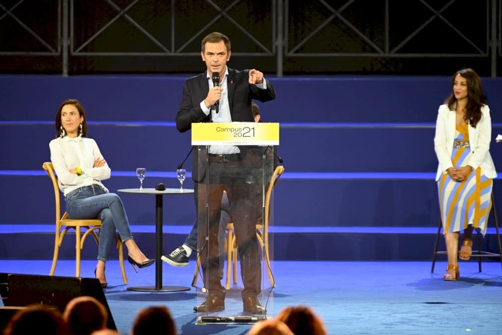 a-avignon,-les-marcheurs-divises-sur-la-strategie-anti-zemmour