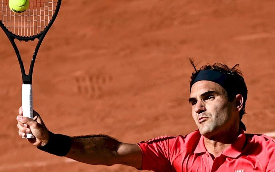 tennis:-federer-sort-du-top-10-mondial,-norrie-fait-un-bond