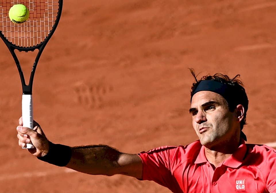 tennis:-federer-sort-du-top-10-mondial,-norrie-fait-un-bond