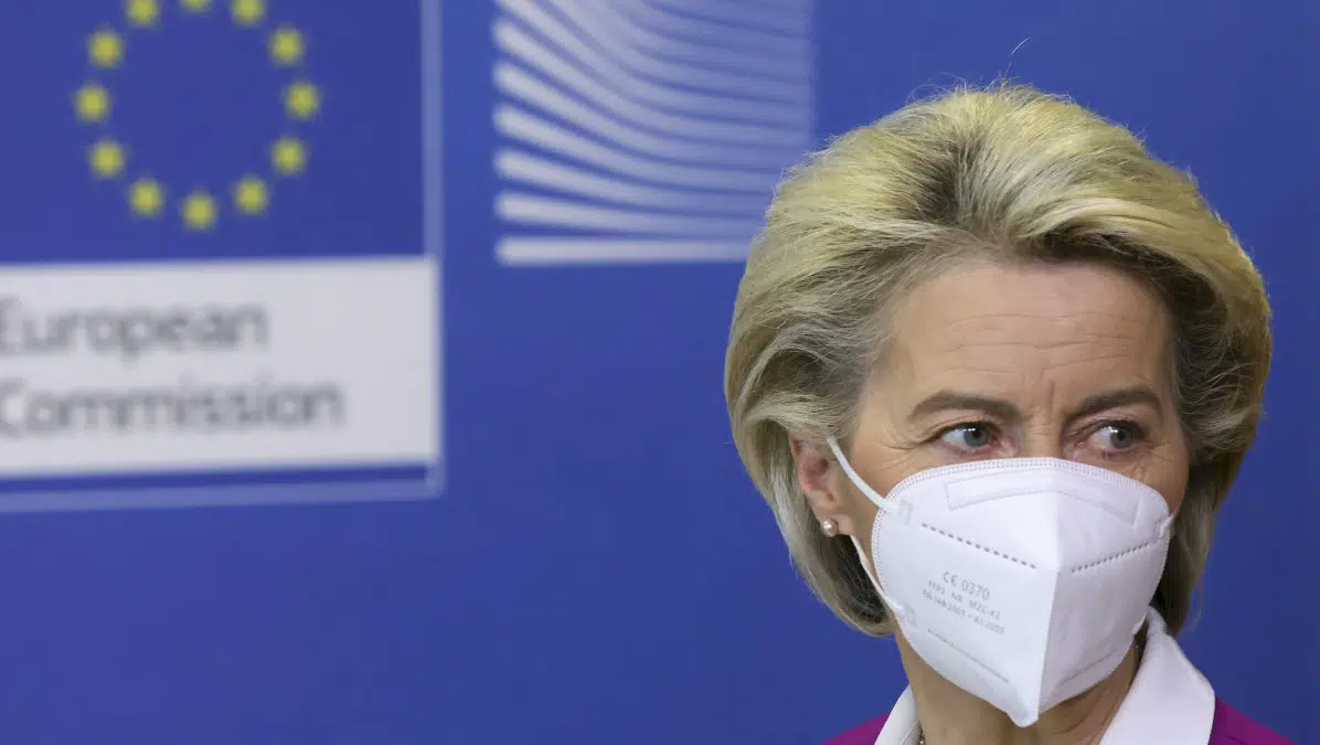 l’ue-a-exporte-plus-d’un-milliard-de-doses-de-vaccins-anti-covid,-selon-von-der-leyen