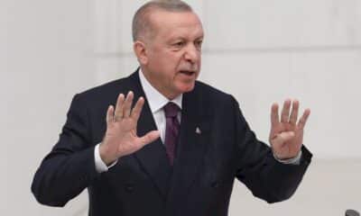 turquie:-erdogan-ordonne-l’expulsion-des-ambassadeurs-mobilises-en-faveur-de-l’opposant-kavala