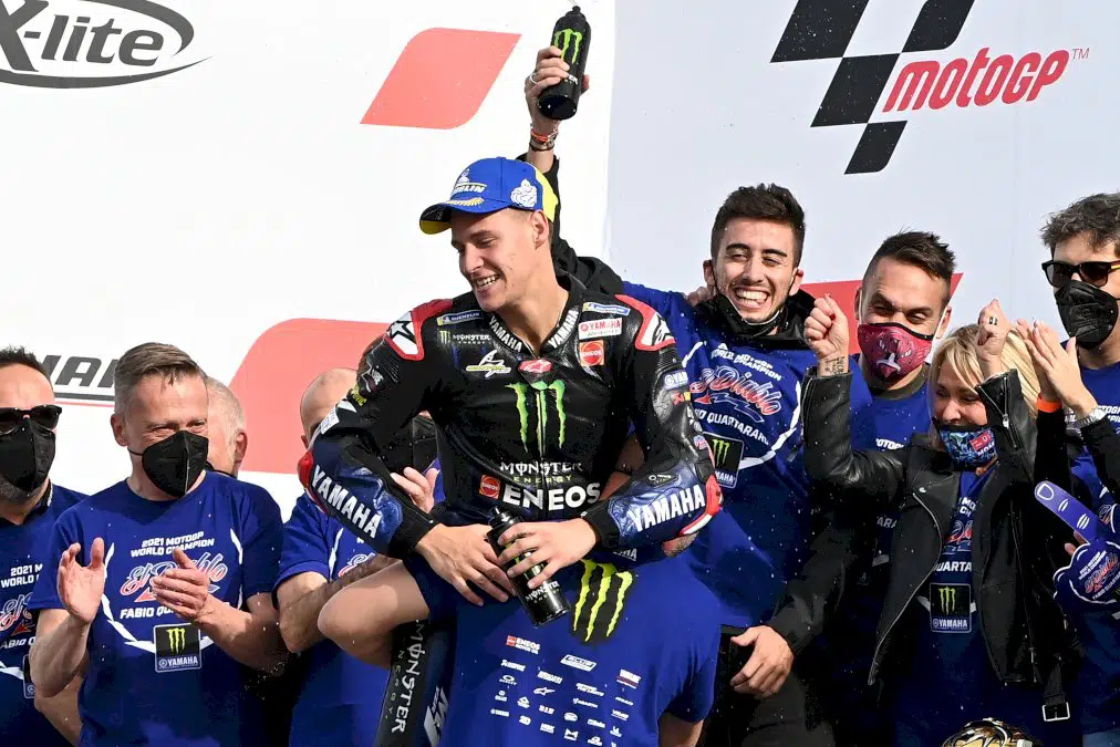 quartararo,-premier-champion-francais-en-motogp,-entre-dans-l’histoire