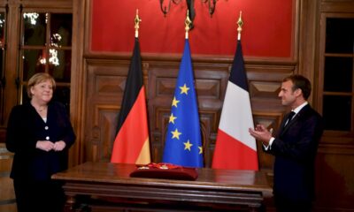 merkel-fait-des-adieux-emus-a-la-france-apres-16-ans-au-pouvoir