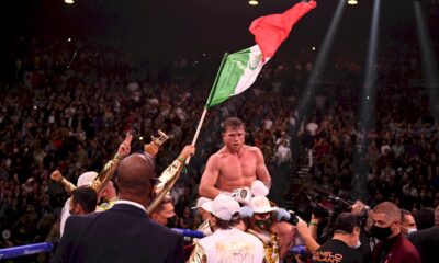 boxe/super-moyens:-sans-contestation,-« canelo »-unifie-les-titres-et-entre-dans-l&rsquo;histoire