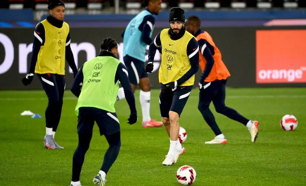 qualifs-mondial-2022:-les-bleus-a-un-pas-du-qatar