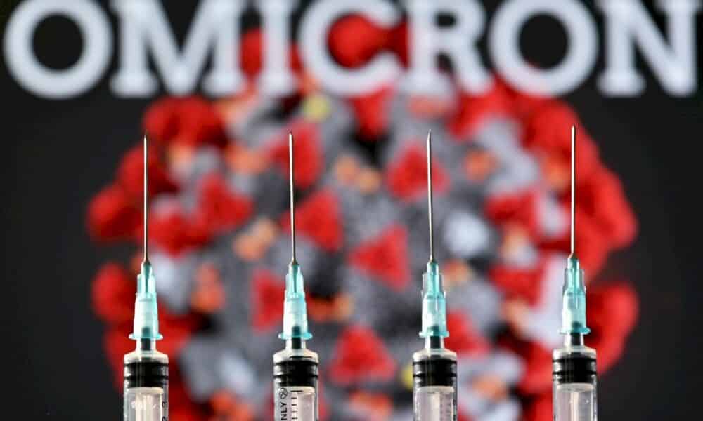 covid-19:-omicron-detecte-dans-un-nombre-croissant-de-pays,-craintes-du-fmi-pour-la-croissance