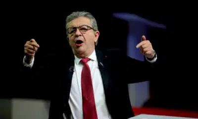 face-aux-droites,-jean-luc-melenchon-en-meeting-pour-presenter-son-« parlement »-de-campagne