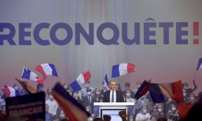 « la-france-est-de-retour »,-lance-zemmour-a-son-premier-meeting,-marque-par-des-violences