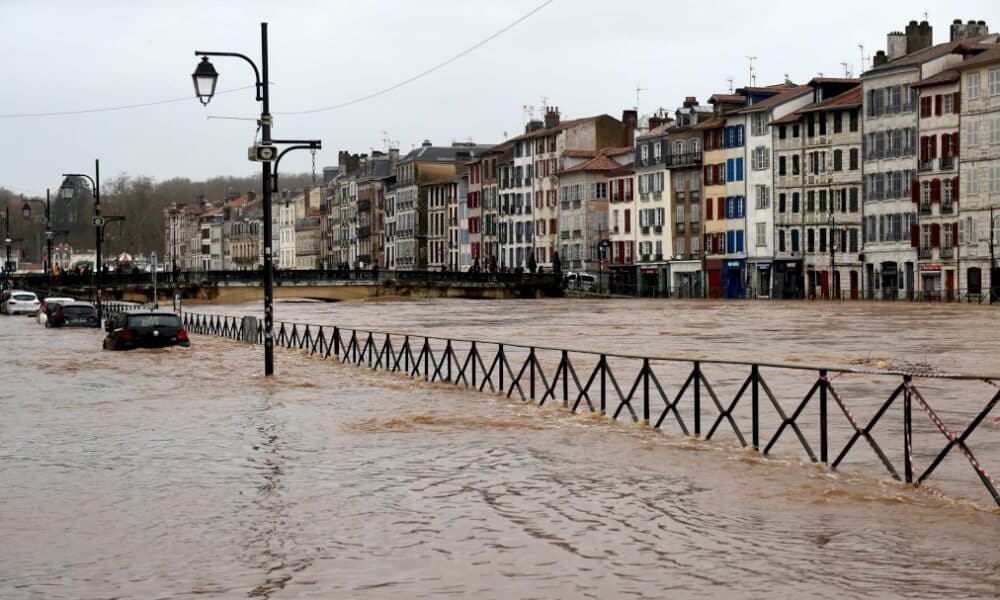 inondations:-une-lente-decrue-s&rsquo;amorce-dans-le-sud-ouest,-repasse-en-vigilance-orange