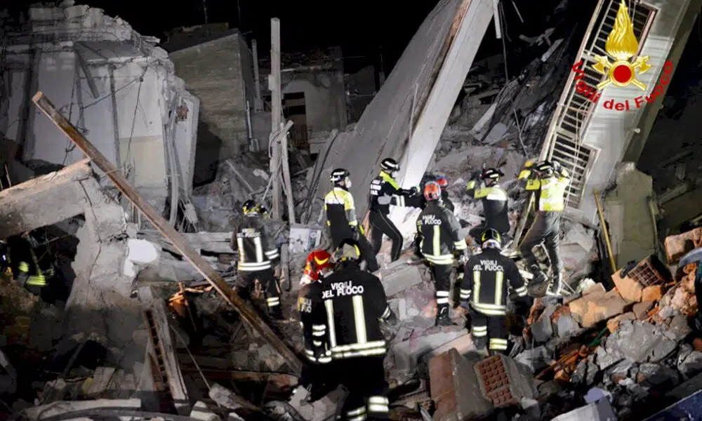 sicile:-trois-morts-et-six-disparus-apres-une-explosion-ayant-touche-des-immeubles