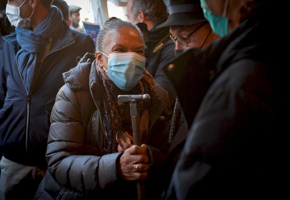 pass-vaccinal:-taubira-dit-respecter-le-« choix-du-gouvernement »,-defend-la-vaccination