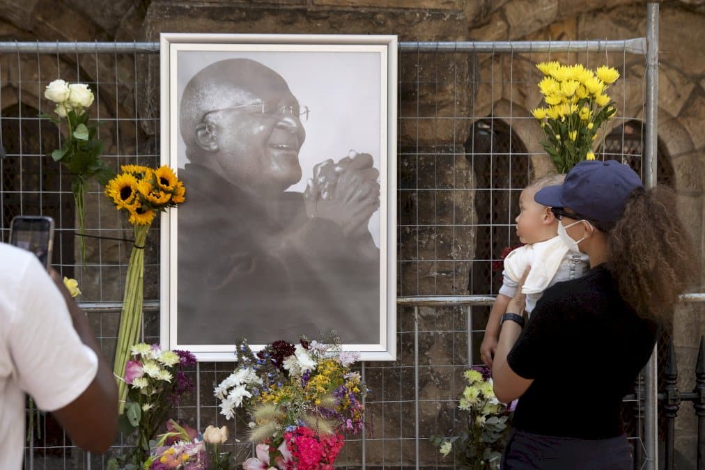 mort-de-desmond-tutu:-hommages-planetaires,-l&rsquo;afrique-du-sud-orpheline