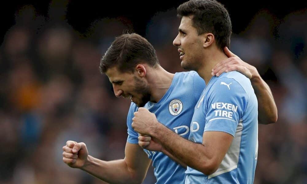 angleterre:-city-assomme-arsenal-sur-le-fil-et-creuse-son-avance