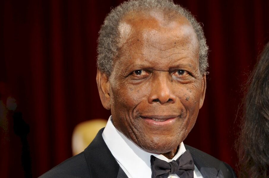 mort-de-sidney-poitier,-legende-et-pionnier-de-la-cause-noire-a-hollywood