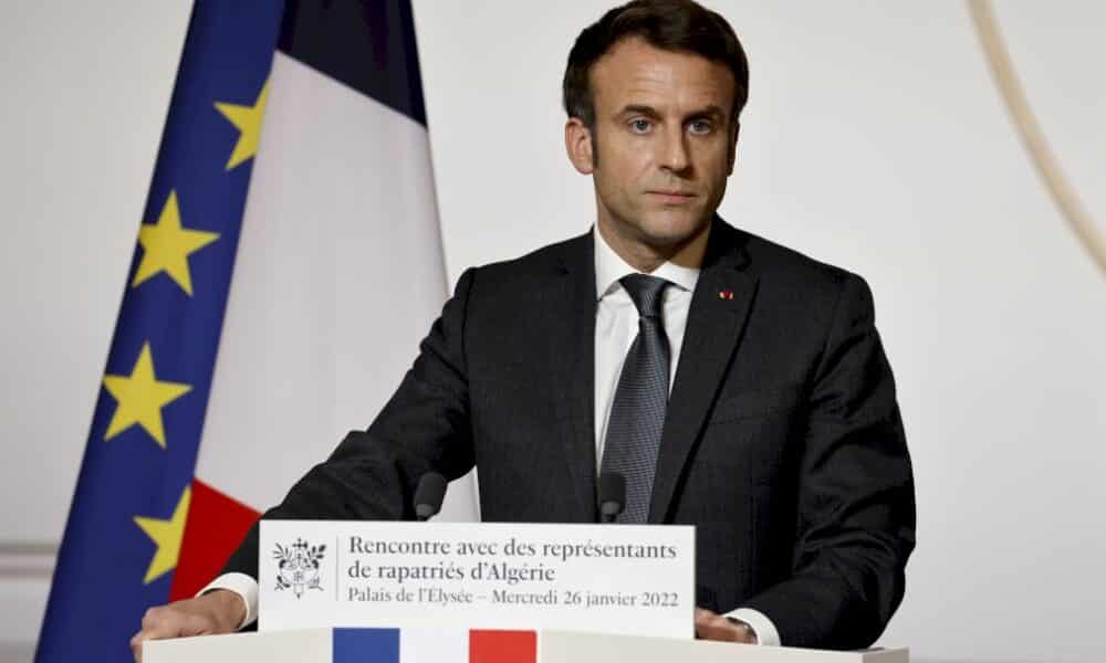 macron-fait-un-geste-envers-les-pieds-noirs-en-reconnaissant-deux-« massacres »-en-algerie
