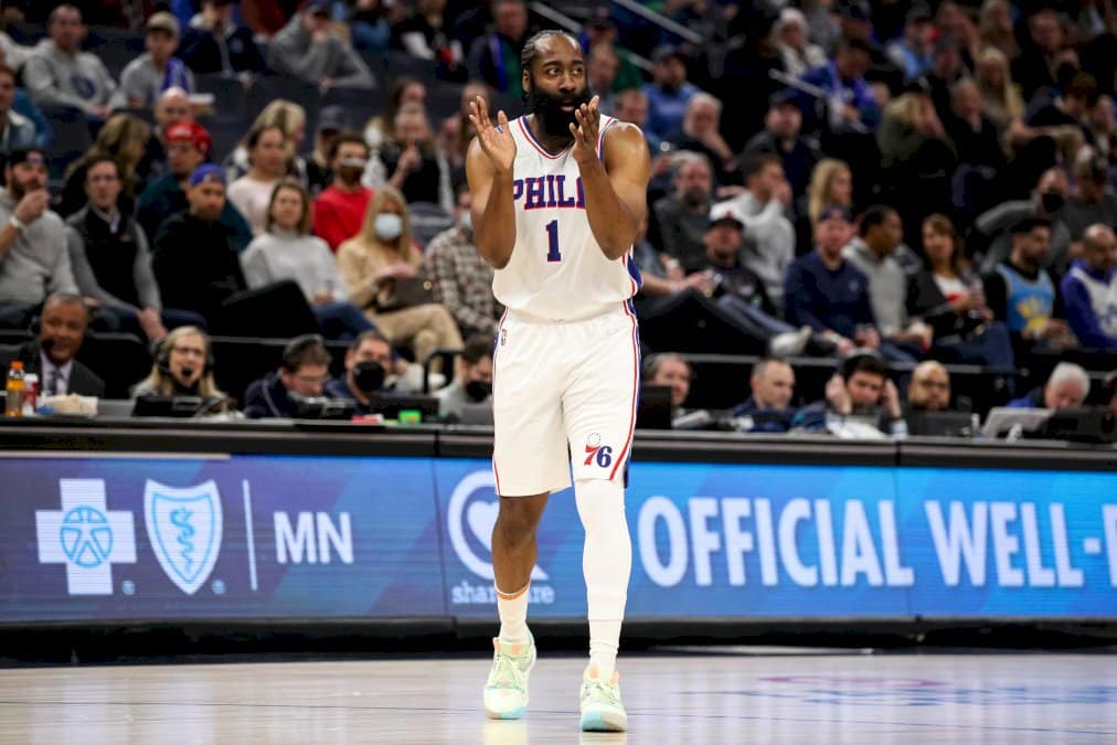 nba-:-debuts-reussis-pour-harden-avec-les-sixers,-phoenix-tombe